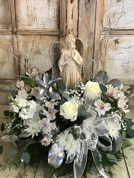 Angel Statue Arrangement